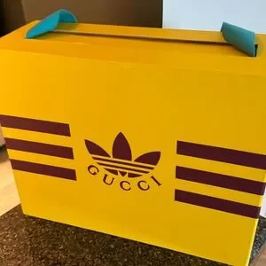 バッグ pry00s adidas shoulder bag yellow Y2K adidas Gucci ZX8000 Apparel SS23 Release Date | Hypebeast